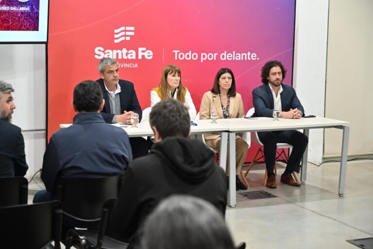 Se anunciaron las obras de reparación en el Museo Gallardo y en la sede de Gobierno en Rosario
