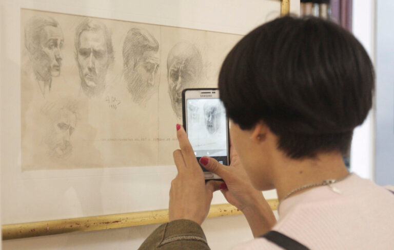 El Museo Rosa Galisteo invita a «Desmontar un montaje»