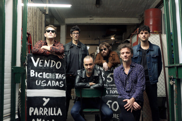 El Museo del Rock Santafesino extiende su paso por Rosario