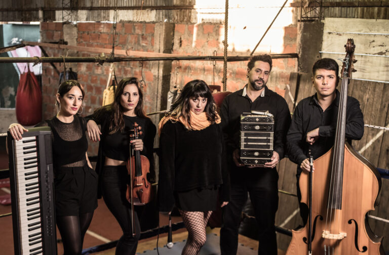 Música, humor y nuevo ciclo en Plataforma Lavardén