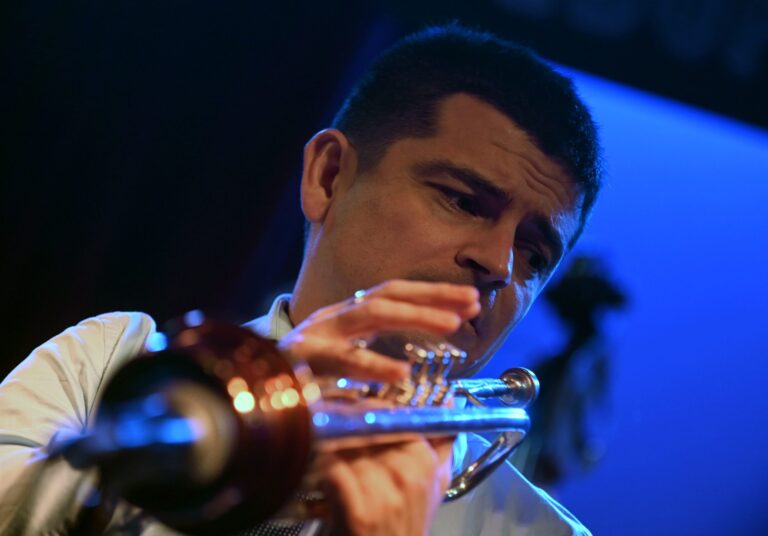 Programación semanal en Lavardén: folklore, tango, jazz y teatro
