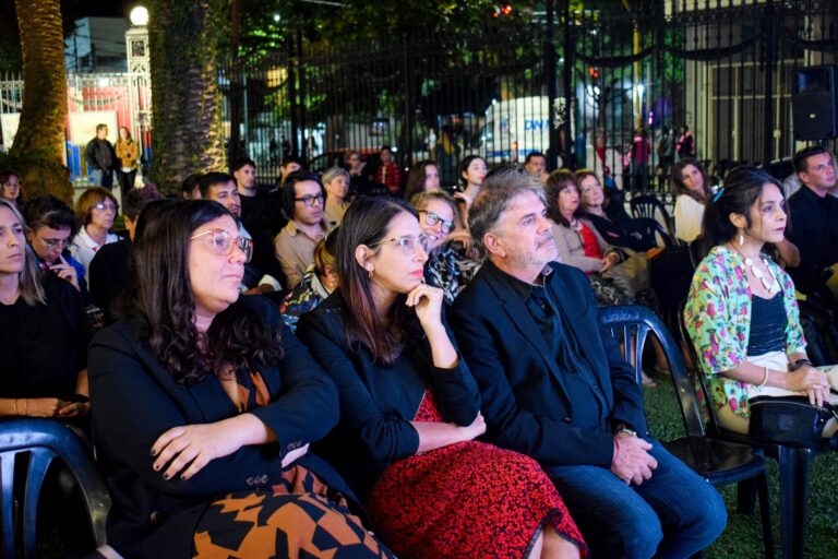 Más de dos mil personas colmaron La Casa de los Gobernadores para vivir La Noche de las Ideas