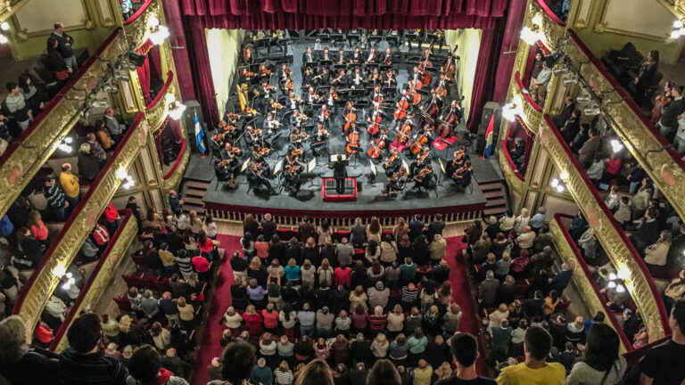 La Sinfónica santafesina presentará Noche de las Américas en ATE Casa España