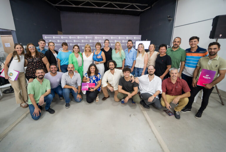 Rueda: “Tenemos la indicación expresa del gobernador de mantener viva la cultura”