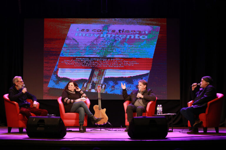 Llonch: “Este es un libro que simboliza la historia de la música rosarina”