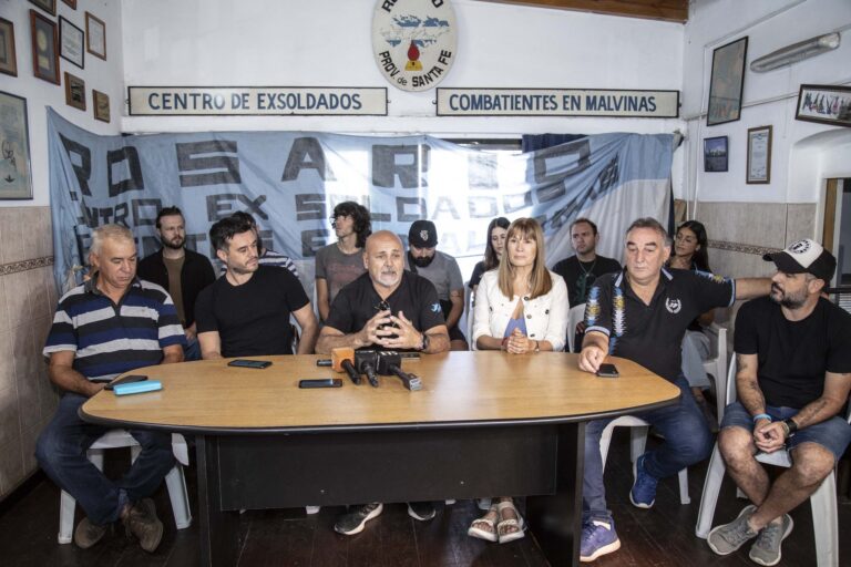 El ministerio de Cultura acompaña una nueva edición de la Vigilia por Malvinas en Rosario