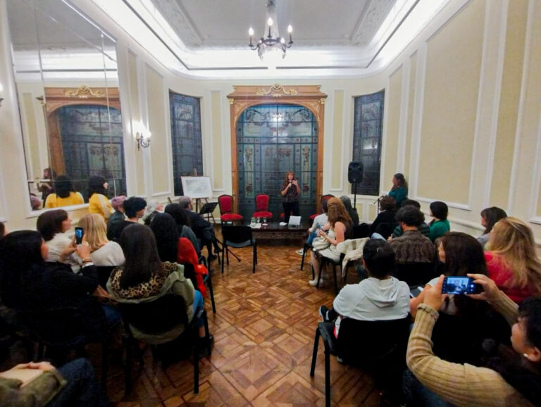 La Casa de los Gobernadores abre sus puertas para la presentación de libros