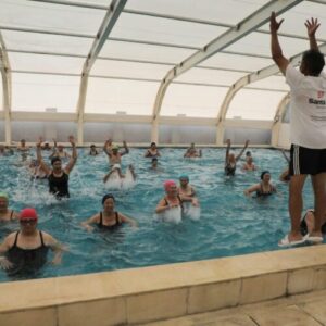 Inscripción abierta a las actividades gratuitas de la pileta de La Esquina Encendida