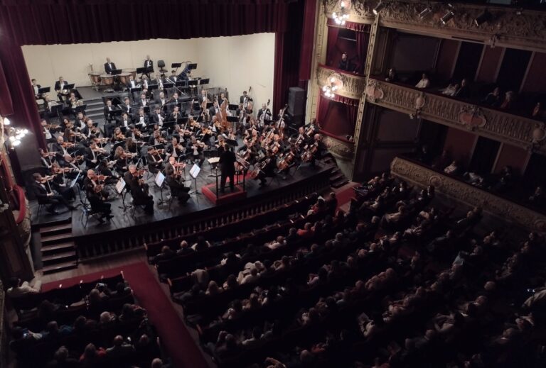 Sala llena en un nuevo concierto de la Sinfónica santafesina
