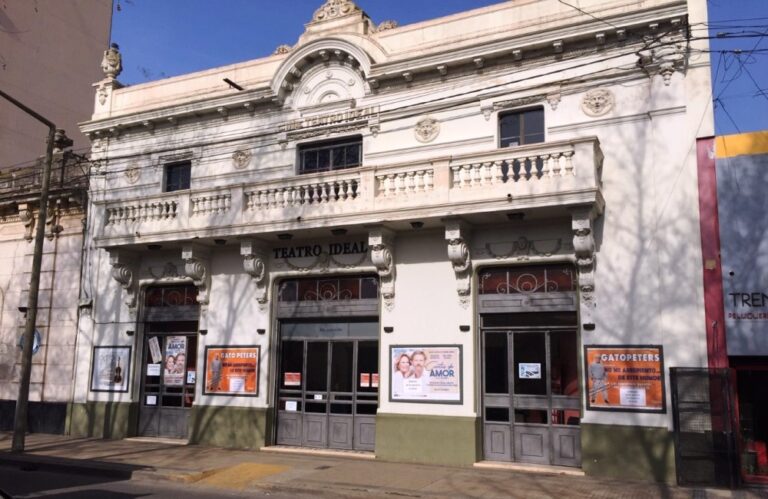Teatros y salas