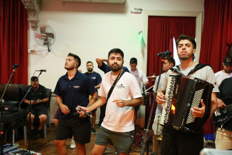 Últimos ensayos de “Santa Fe en tu Corazón”, la delegación oficial de la provincia, con vistas al 63º Festival de Folclore de Cosquín