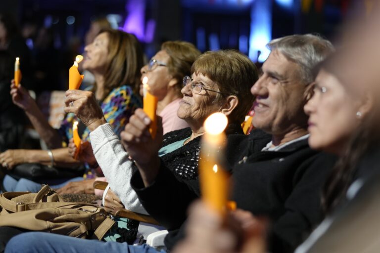 Santa Fe Canta la Navidad cierra su gira en la capital provincial