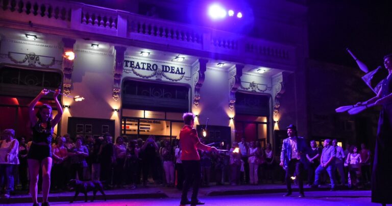 La provincia celebra el 33º aniversario de la recuperación del Teatro Ideal de Venado Tuerto