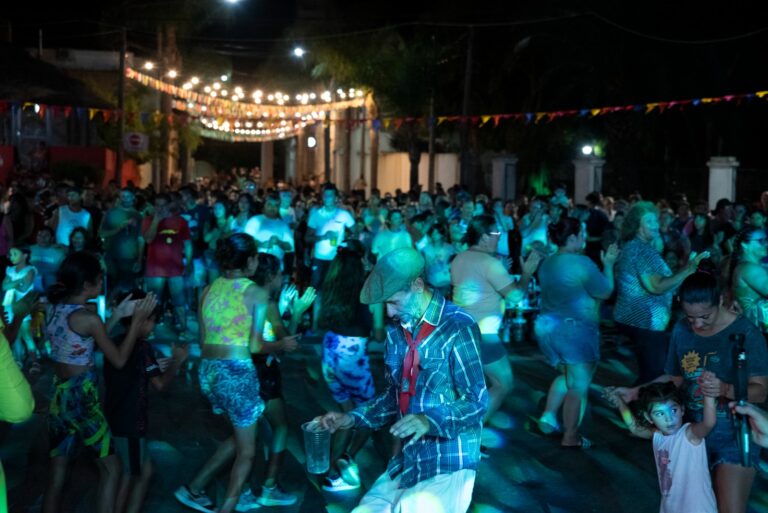 Estación Santa Fe. Siga el Baile en Teodelina