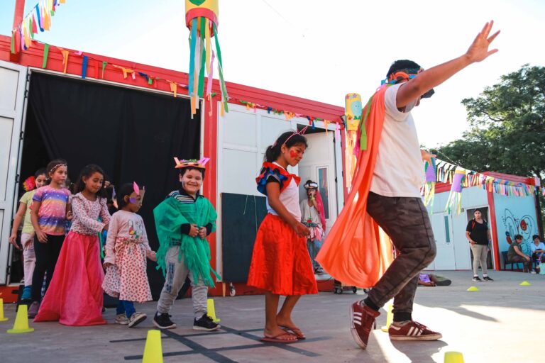 Los Aleros de VGG celebran el carnaval