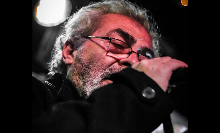 El Teatro de Lavardén recibe a Caburo, nombre legendario del blues rosarino