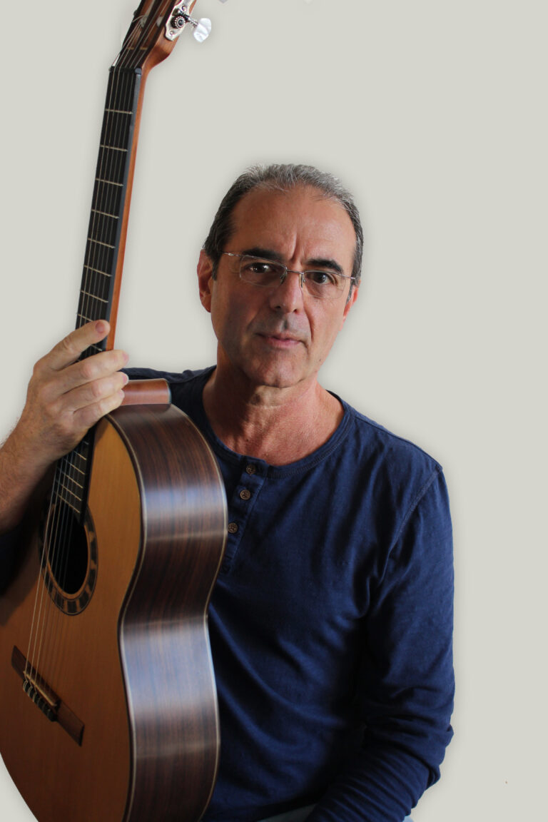 “A lo largo de estas décadas que llevamos como músicos, Lavardén ya es una parte del universo familiar, un lugar cercano del propio imaginario”
