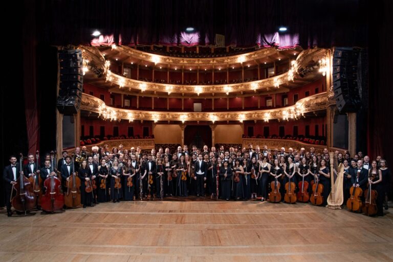 La Orquesta Sinfónica Provincial de Rosario presenta el primero de los conciertos del ciclo Resonancias Sinfónicas