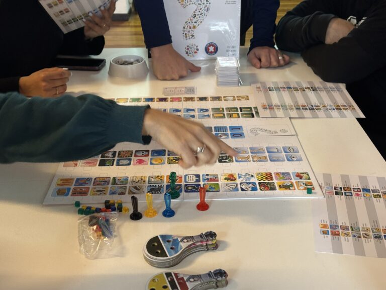 El Ministerio de Cultura comienza a recorrer la provincia con Mesa Común. Jugar está en juego