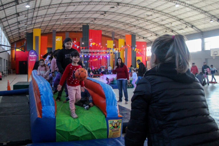 Abierto para jugar en La Esquina Encendida