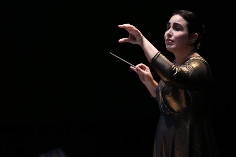 La Sinfónica santafesina se presentará junto a la directora cubana Yeny Delgado