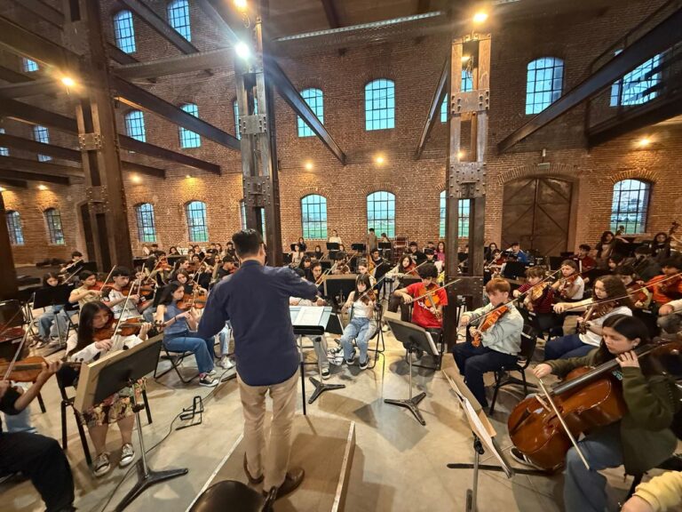 Abierto para jugar y música en La Redonda