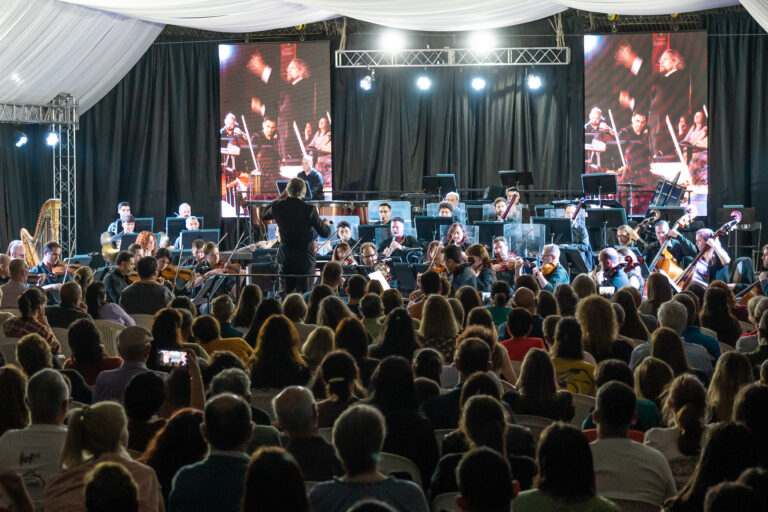 La Orquesta Sinfónica de Santa Fe sale de gira una vez más