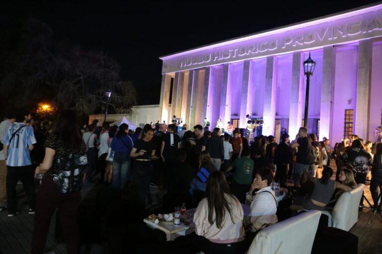 Miles de rosarinos disfrutaron de las propuestas de Provincia en la Noche de Museos Abiertos