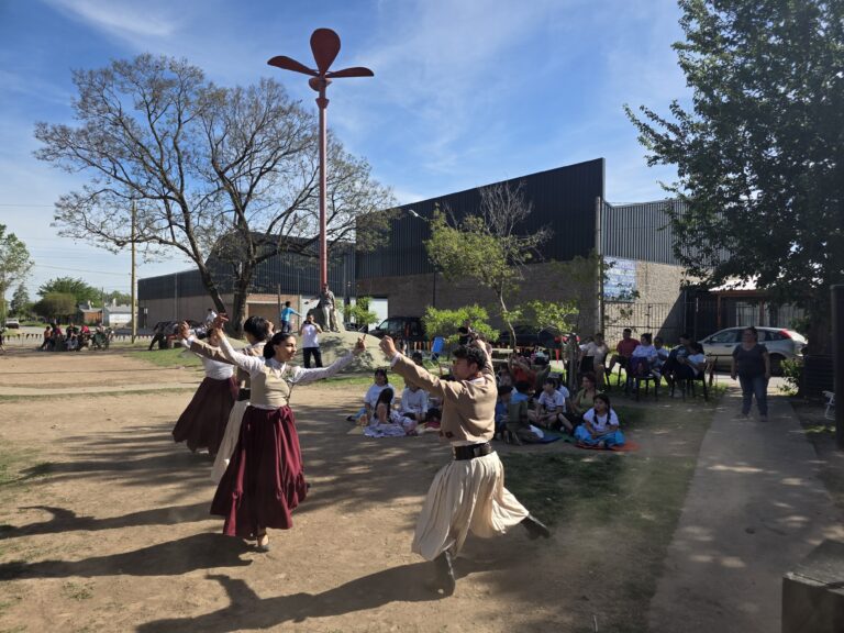 El Alero La Esperanza cierra el año con una jornada para celebrar el encuentro y la creación colectiva