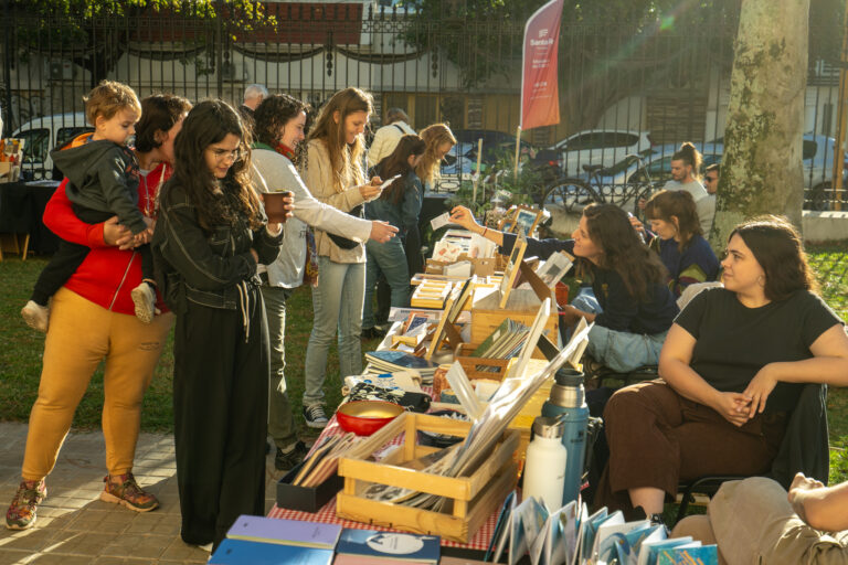 Feria, recorridos mediados y gran bingo en la Casa de la Cultura