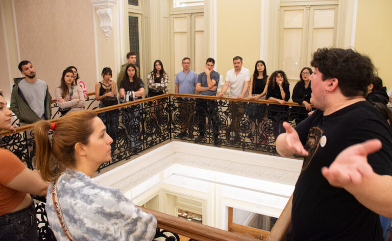 Juegos, lecturas y recorridos completos en La Casa de la Cultura