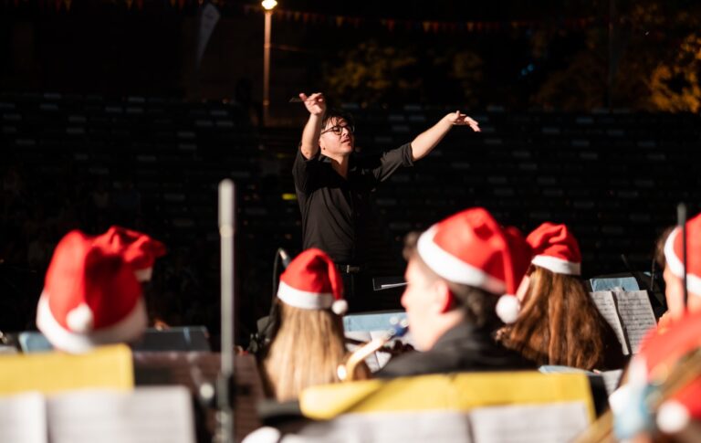 Instrucciones para cartearse, nueva activación del Museo Rosa Galisteo