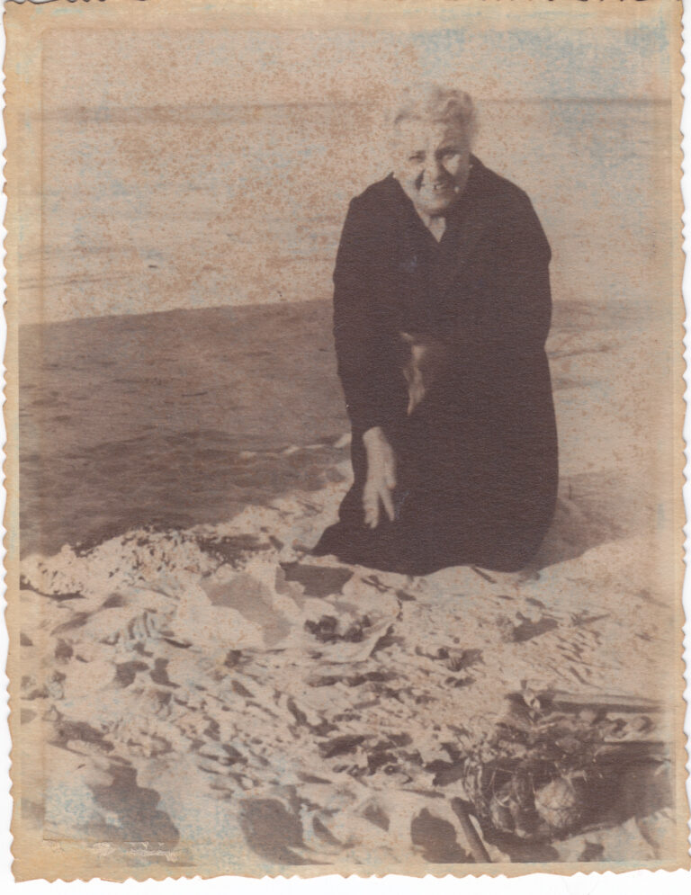 8M: conversatorio “Tras los pasos de Amelia” en el Museo Etnográfico