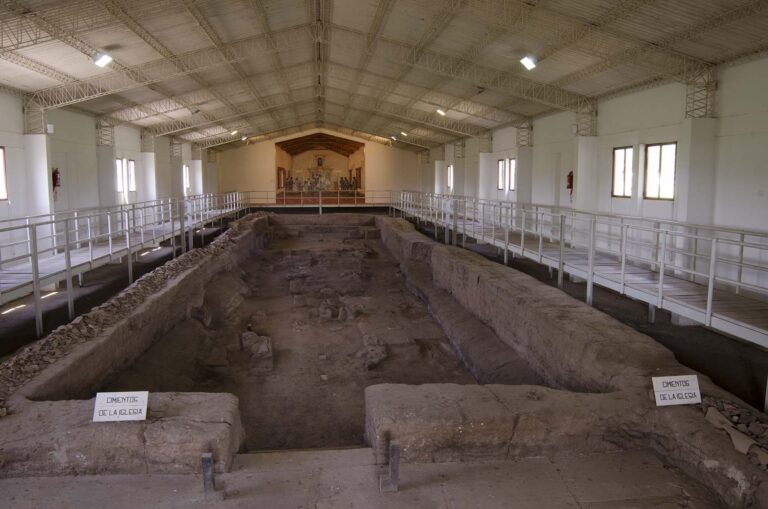 Semana Santa: recorrido por las 3 iglesias del Parque Arqueológico Santa Fe la Vieja