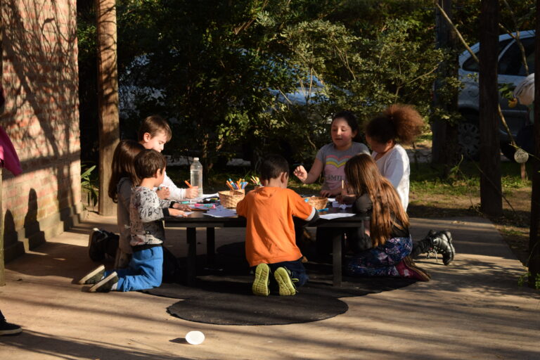 Casa abierta para jugar en Sapukay