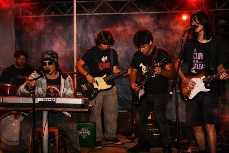 Promesas imprudentes en El Under al CCP