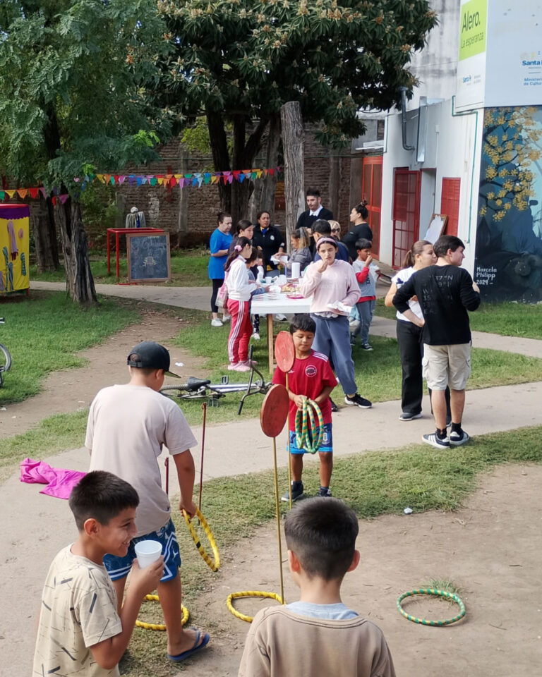 Celebra los cumpleaños de mayo en El Alero La Esperanza
