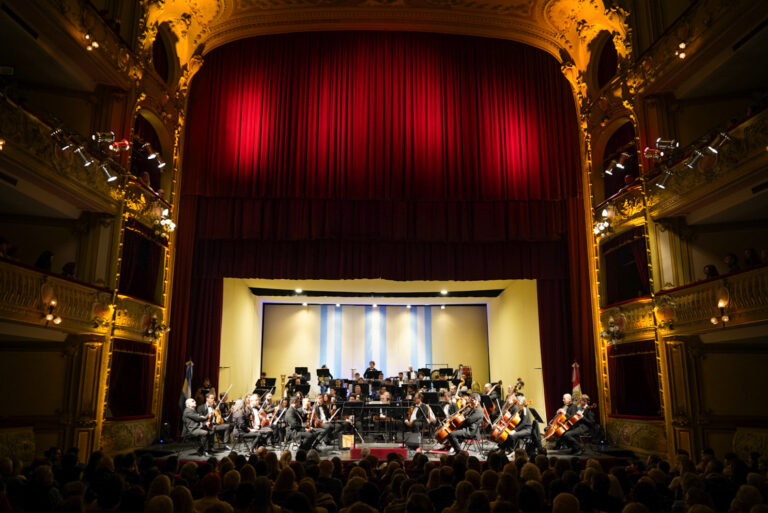 La Sinfónica de Santa Fe celebra su 70° aniversario con un concierto solidario