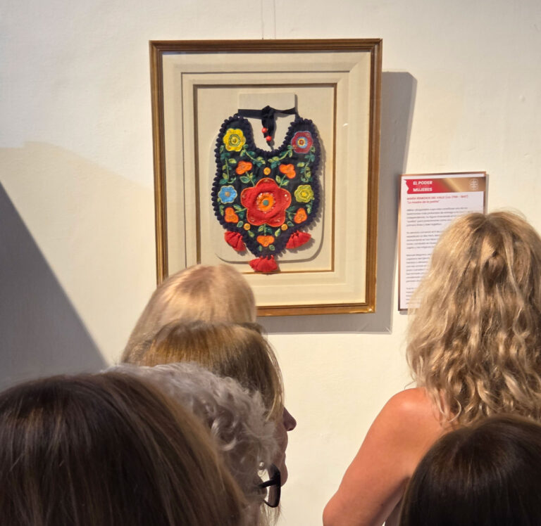 Recorrido mediado por la muestra El Poder de las Mujeres en el Museo Histórico de Santa Fe