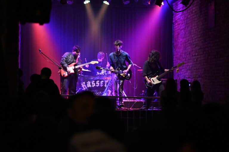Kasset en El Under al CCP