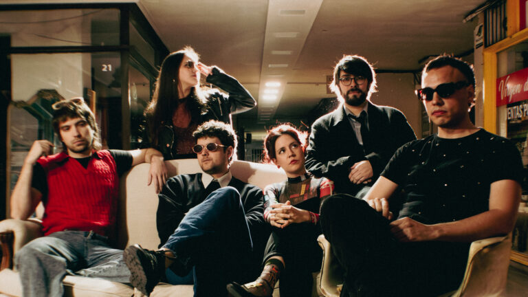 Plataforma Invita: Los Cristales + Gabo Bocchio