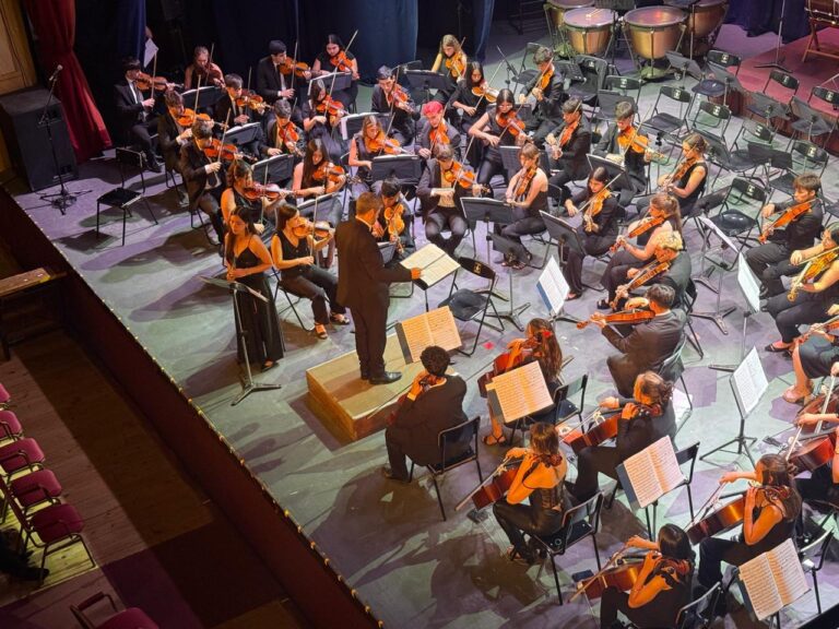Concierto Sinfónico Coral con la Orquesta Juvenil, el Coro Municipal de Santa Fe y Coral A Cordis